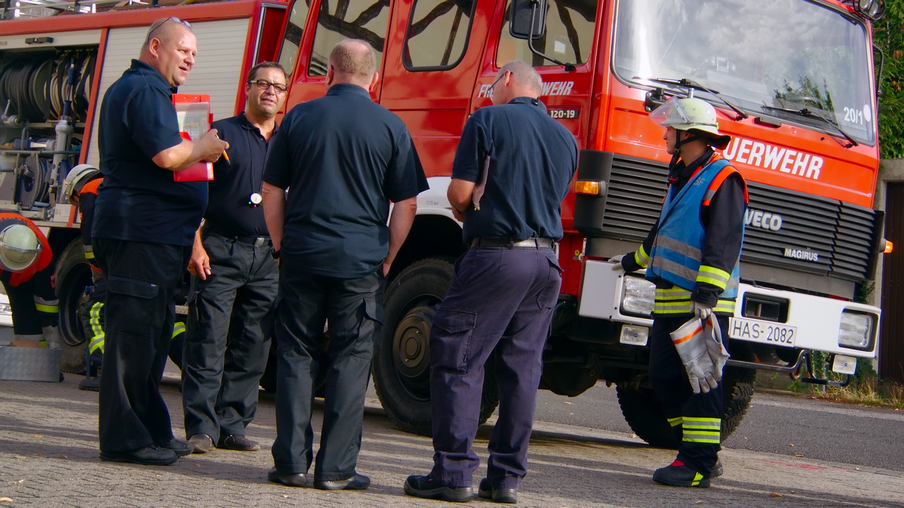 Schiedsrichter bei der Beratung Schiedsrichter bei der Beratung