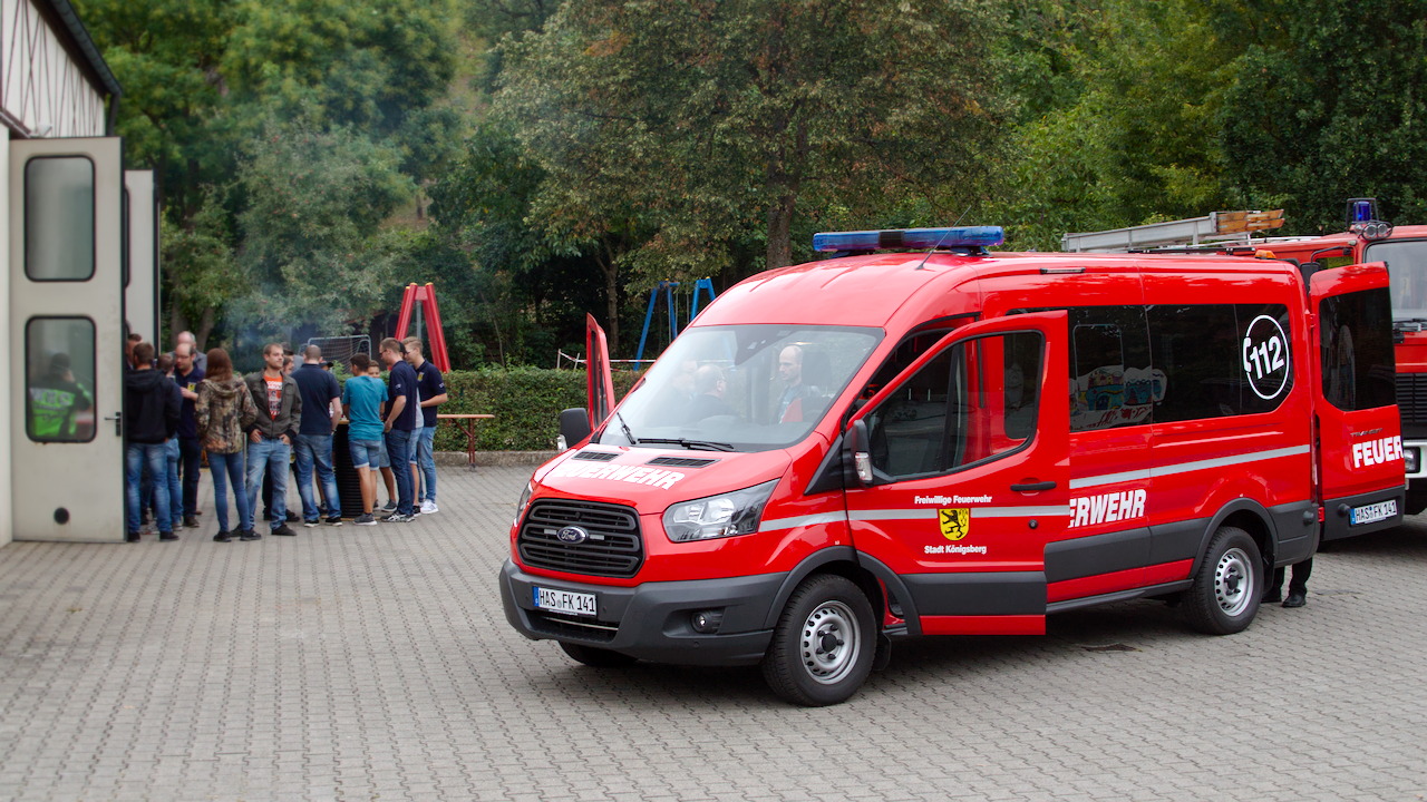 Nebenbei wird gefeiert Nebenbei wird gefeiert