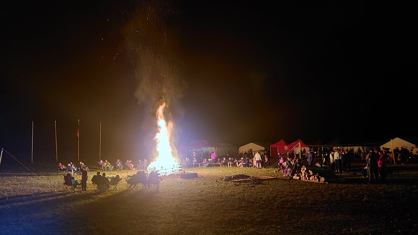Lagerfeuer Lagerfeuer